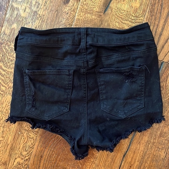 Altar’d State Black Jean Shorts Distressed Button Fly Stretch Womens Sz 0 or 24 - Picture 4 of 5